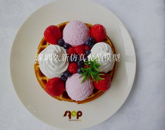 <b>韩国仿真菜：草莓奶油松饼冰模型</b>