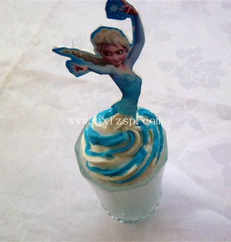 <b>冰点甜品模型：爱莎女皇冰点甜品模型</b>