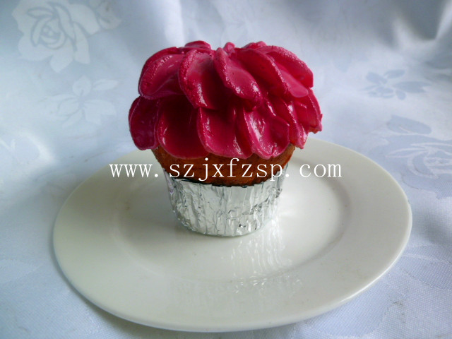 <b>食品模型：紫色杯装蛋糕食品模型</b>